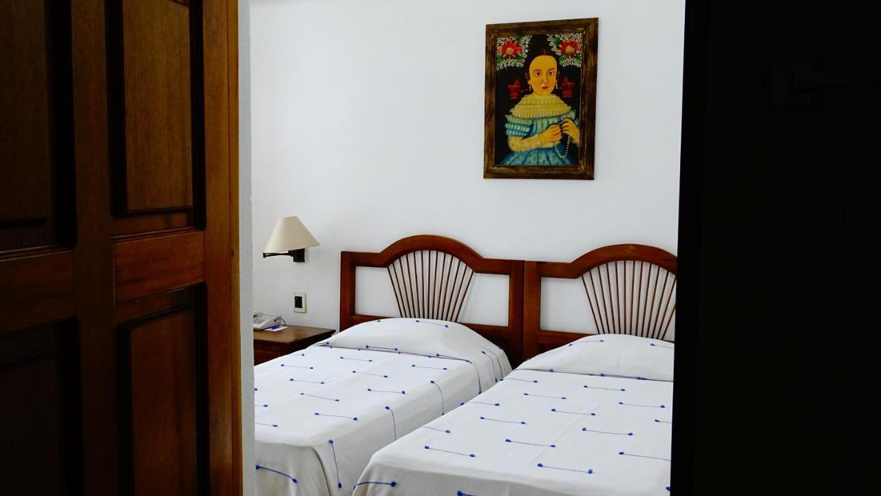 Hotel Aitana Oaxaca Exteriör bild