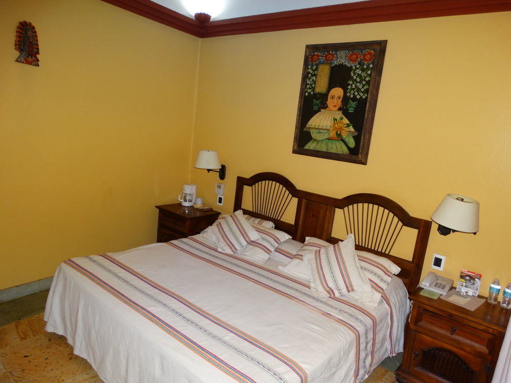 Hotel Aitana Oaxaca Exteriör bild