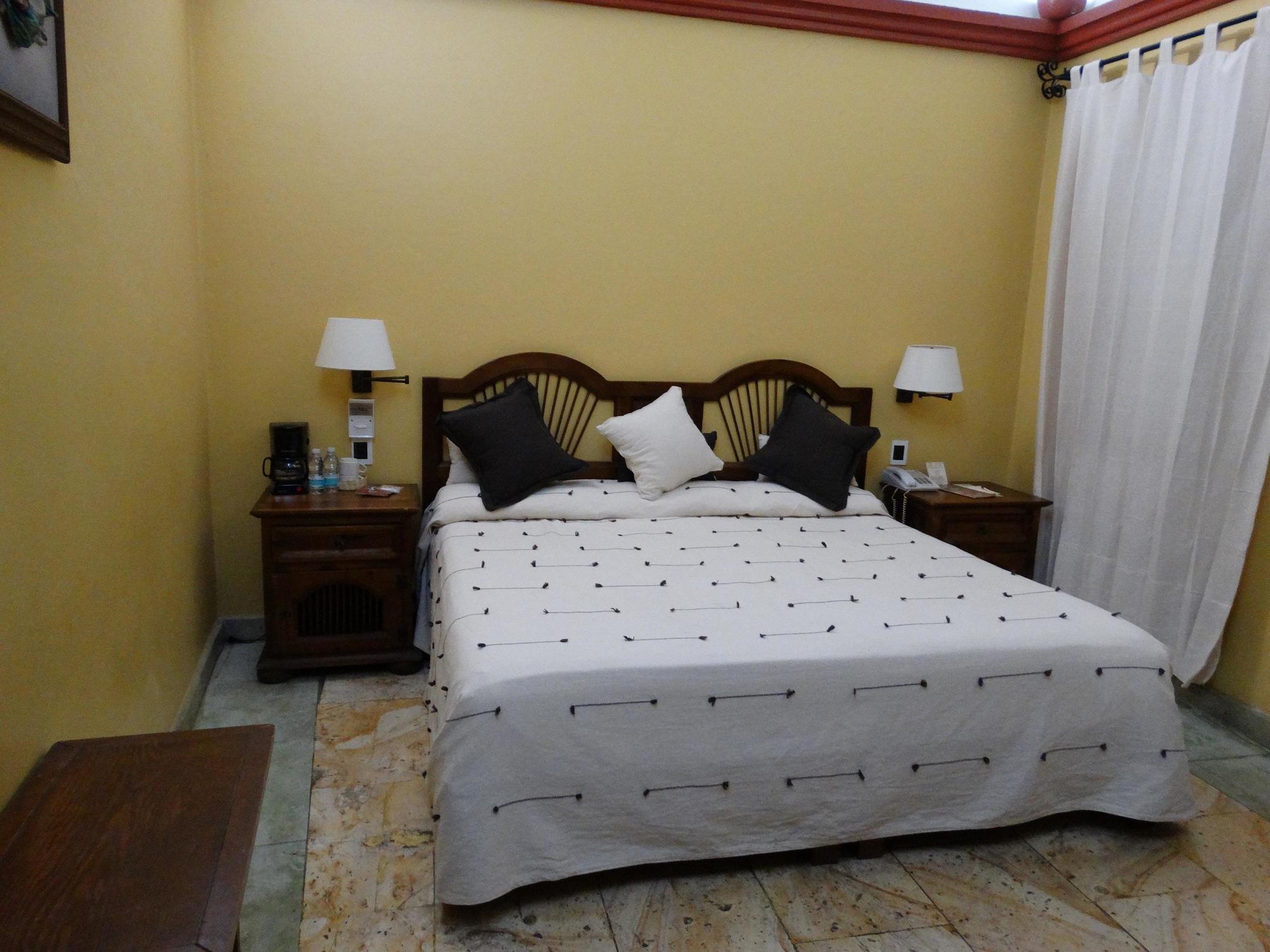 Hotel Aitana Oaxaca Exteriör bild